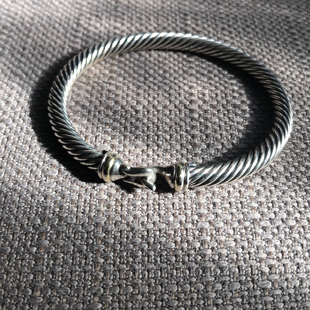 Authentic David Yurman size M 5mm 2 tone bracelet